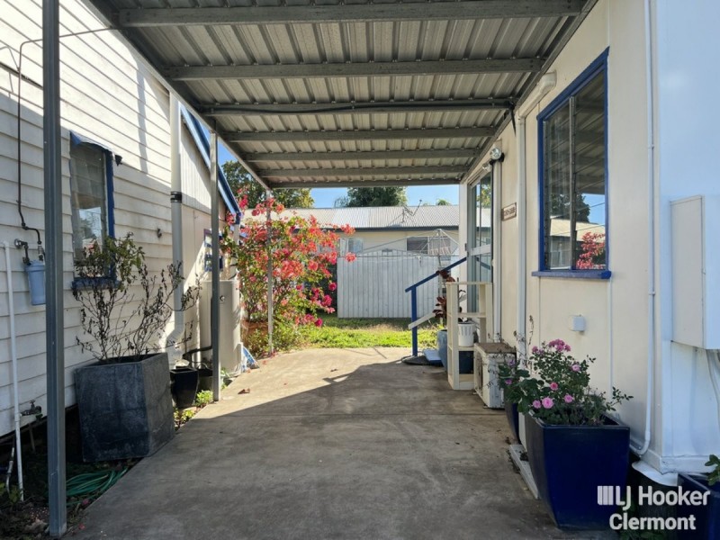 8 Powerhouse Lane, Clermont QLD 4721