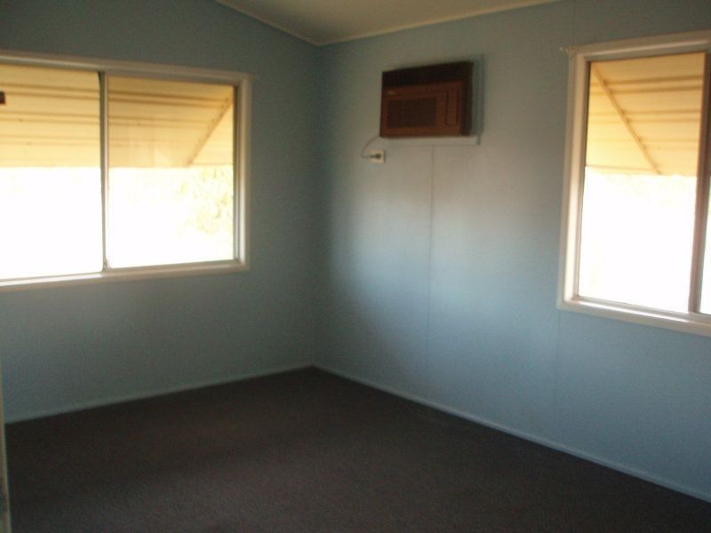 18 Nugget Lane, Clermont QLD 4721