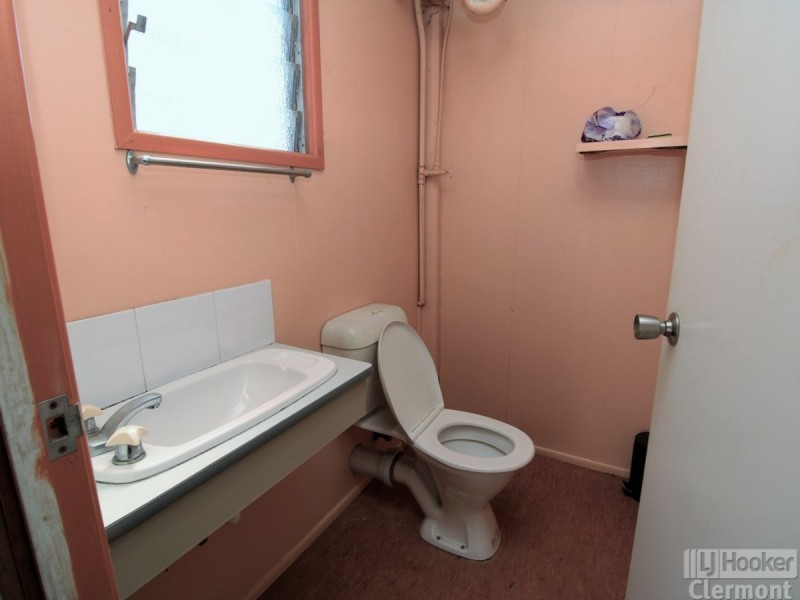 18 Box Street, Clermont QLD 4721