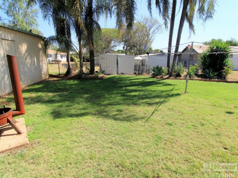 18 Box Street, Clermont QLD 4721