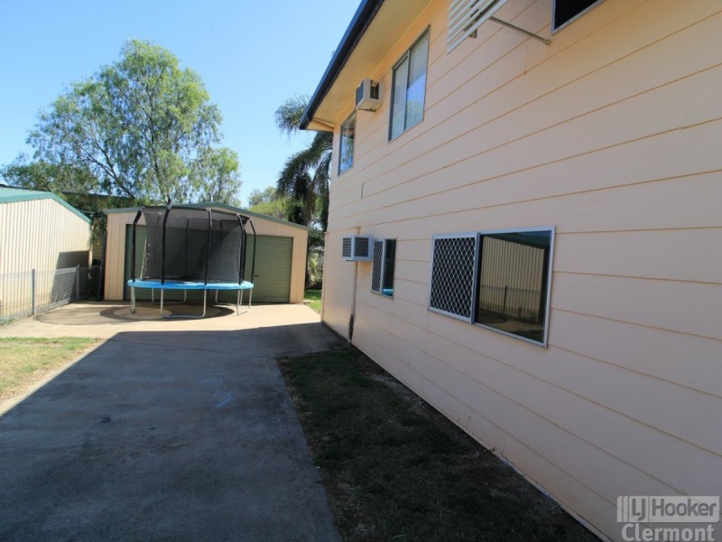 18 Box Street, Clermont QLD 4721