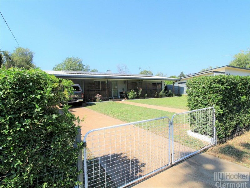 9 Douglass Street, Clermont QLD 4721