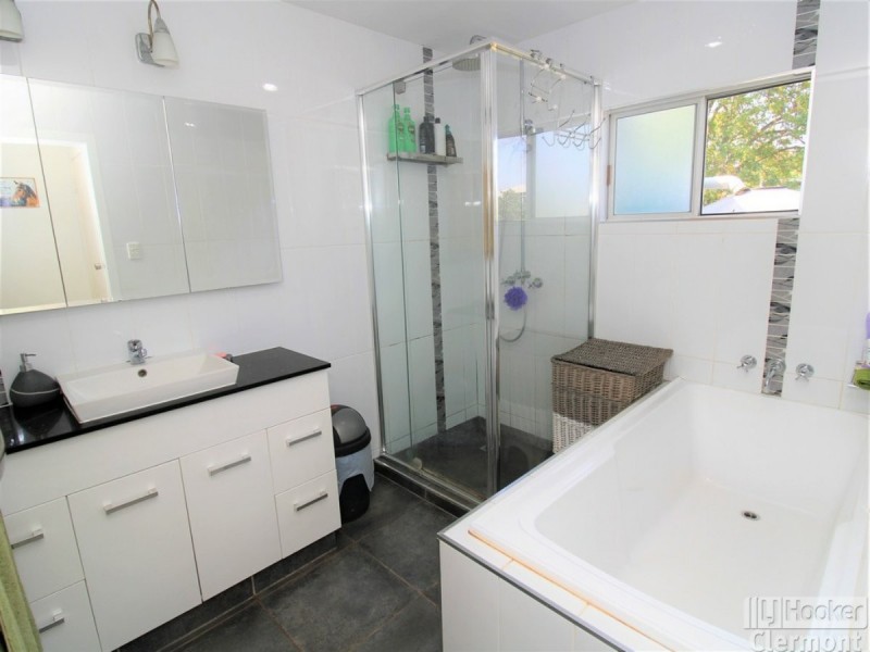 9 Douglass Street, Clermont QLD 4721