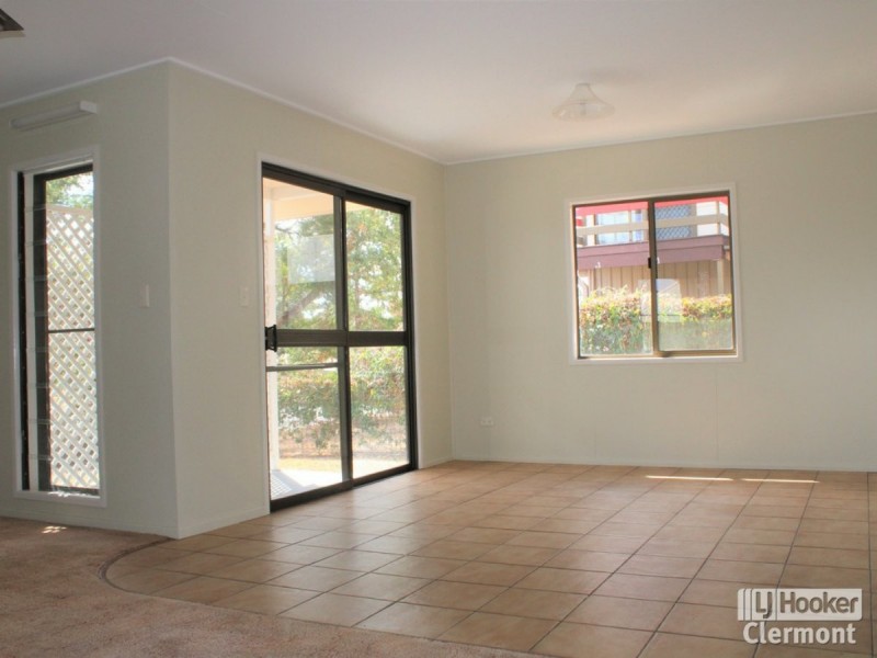 73 Francis Street, Clermont QLD 4721