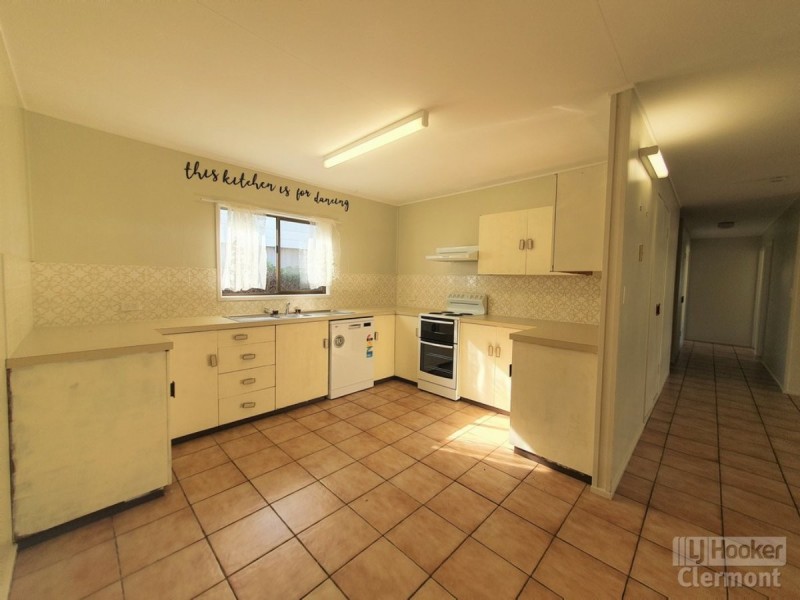 73 Francis Street, Clermont QLD 4721