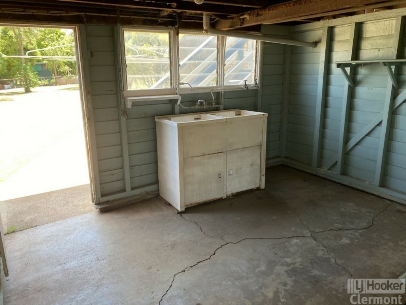 54 Monash Street, Clermont QLD 4721