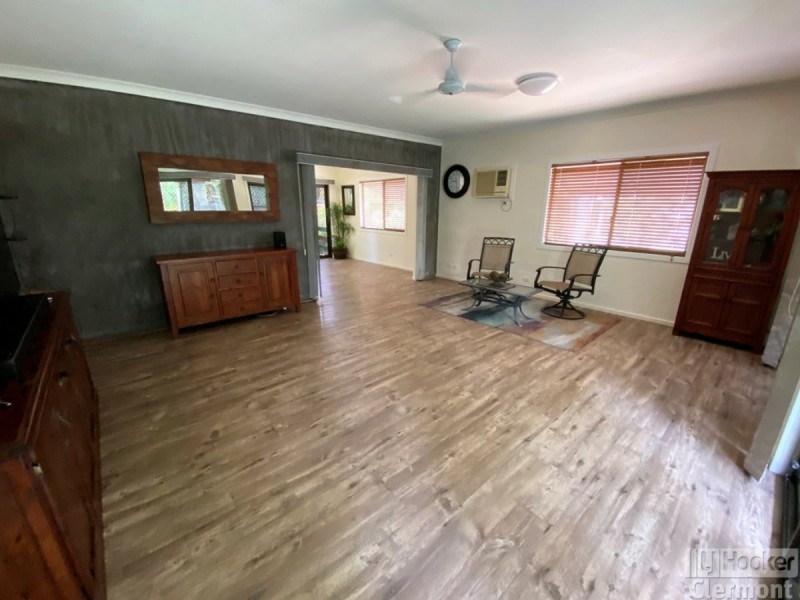 3 Jones Street, Clermont QLD 4721