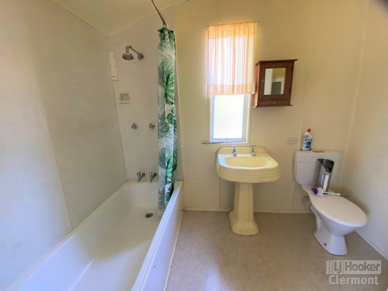 40 Francis Street, Clermont QLD 4721