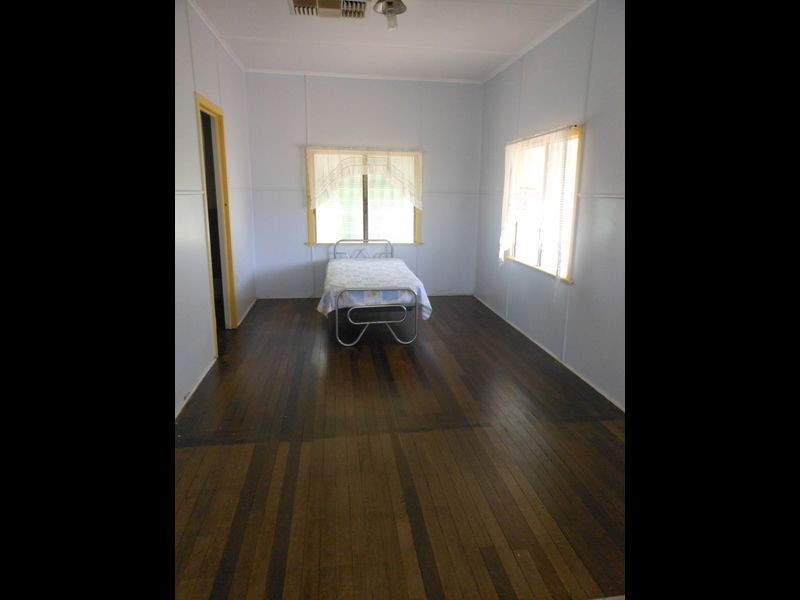 82 Herschel Street, Clermont QLD 4721
