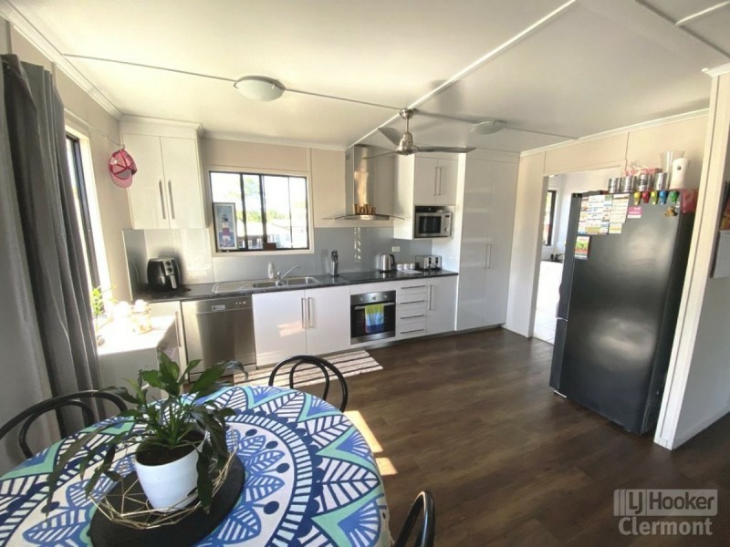 11 East Lane, Clermont QLD 4721