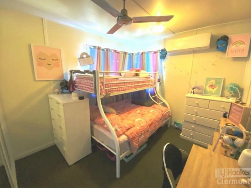 11 East Lane, Clermont QLD 4721