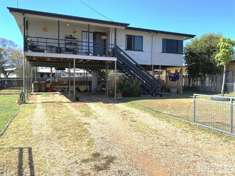 11 East Lane, Clermont QLD 4721