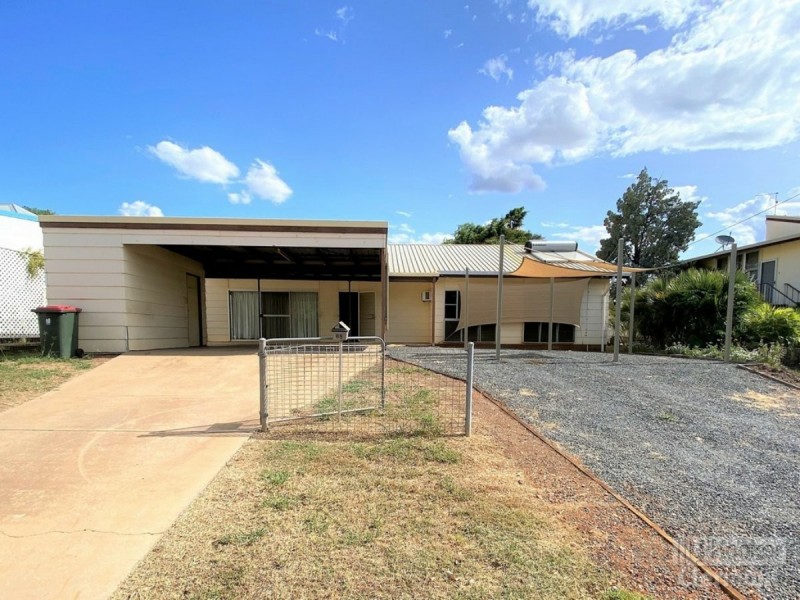 65 Box Street, Clermont QLD 4721