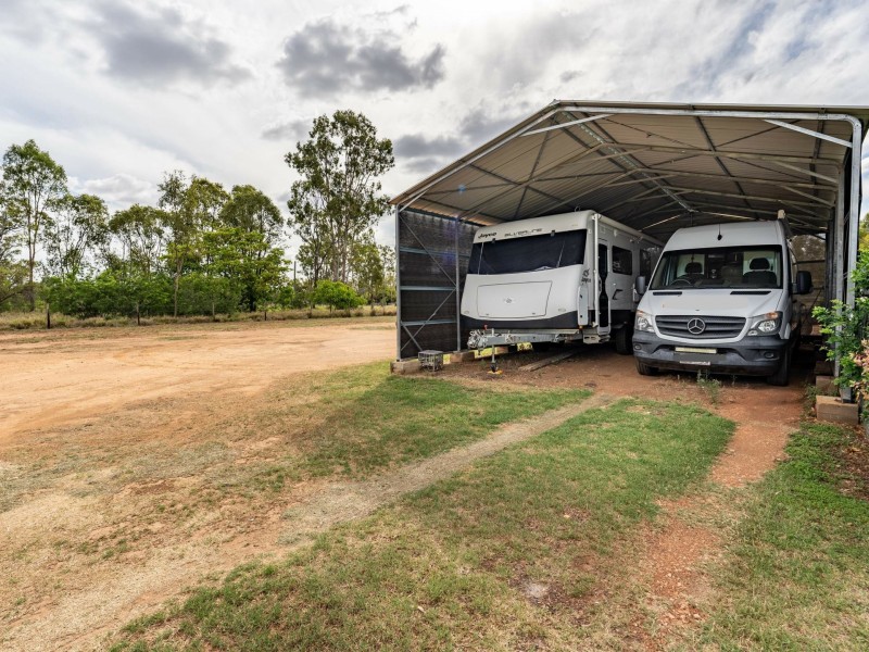 60 Edge Street, Clermont QLD 4721
