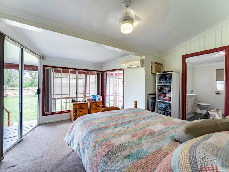 60 Edge Street, Clermont QLD 4721