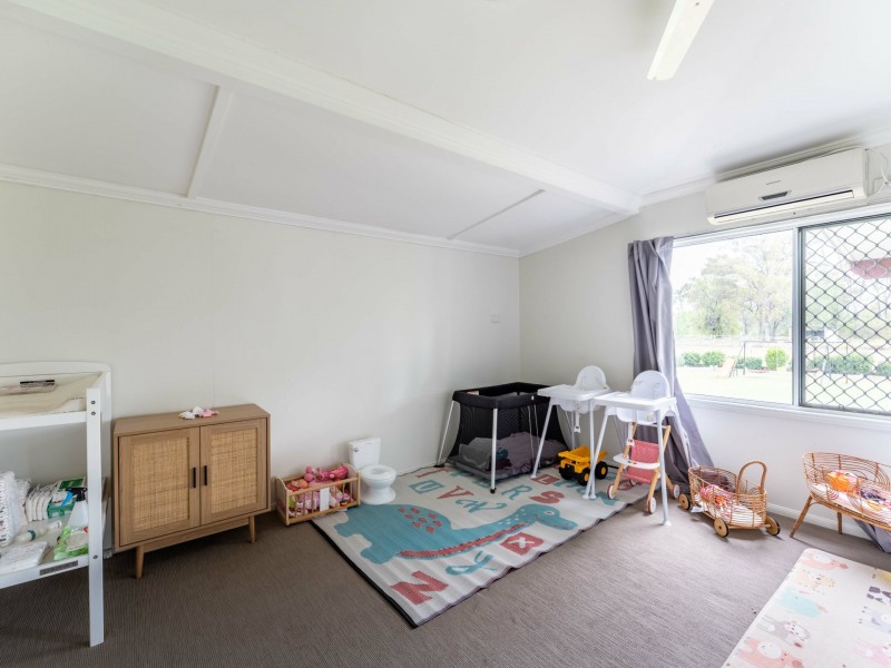 60 Edge Street, Clermont QLD 4721