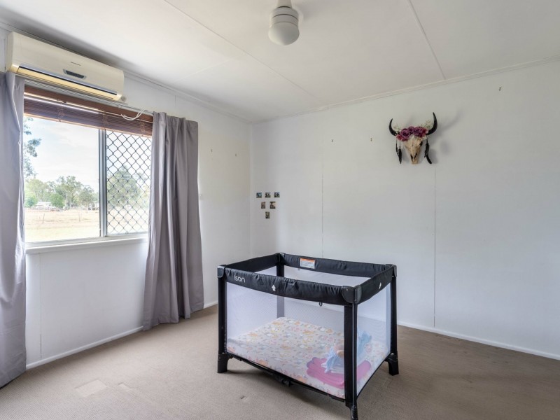 60 Edge Street, Clermont QLD 4721