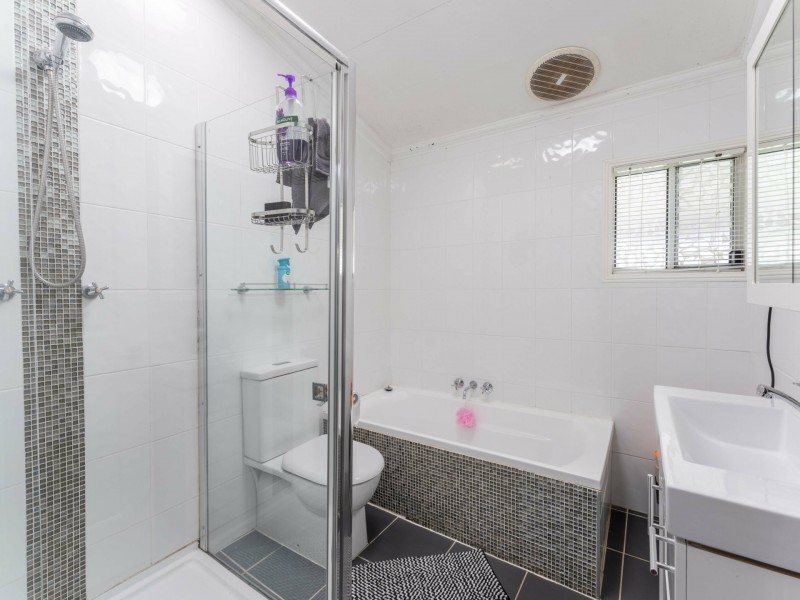 60 Edge Street, Clermont QLD 4721