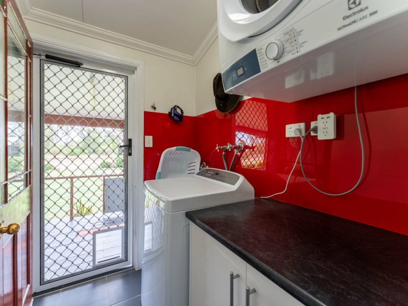 60 Edge Street, Clermont QLD 4721