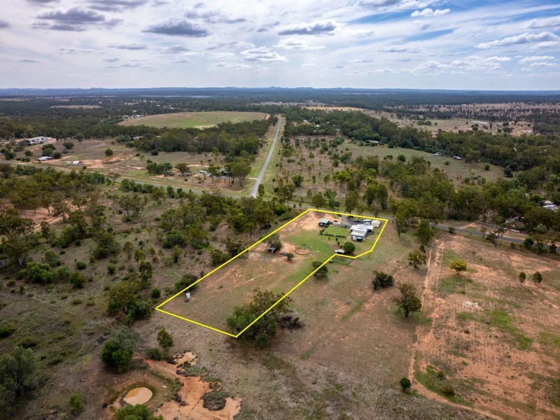 60 Edge Street, Clermont QLD 4721