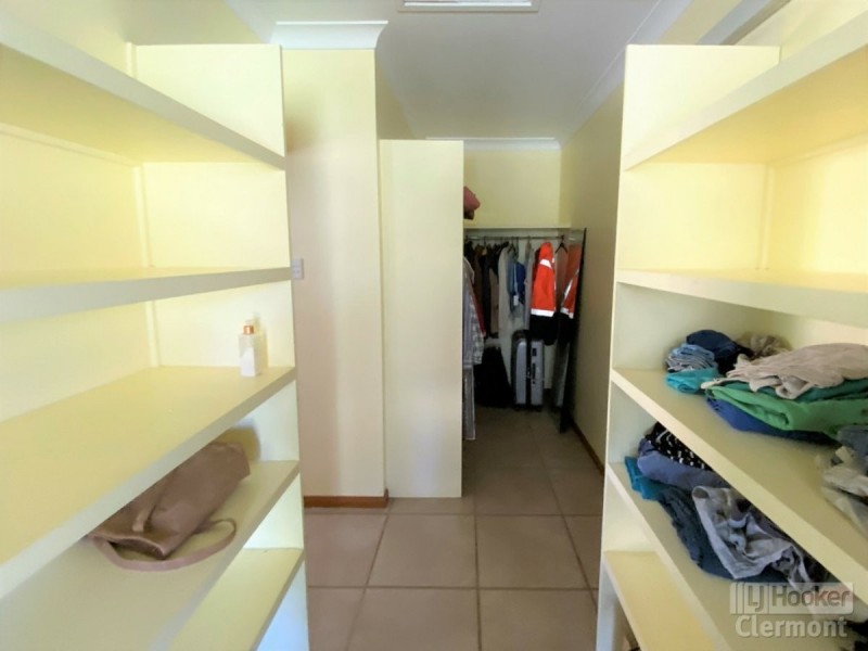 109 Racecourse Road, Clermont QLD 4721