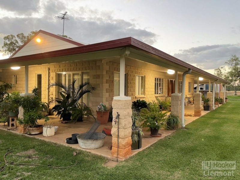 109 Racecourse Road, Clermont QLD 4721