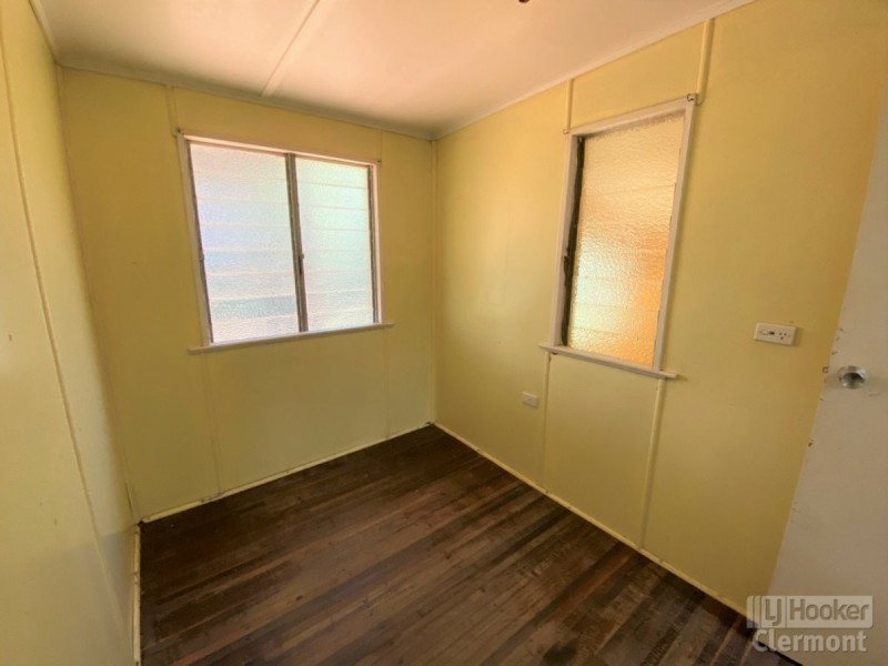 24 Beatty Street, Clermont QLD 4721