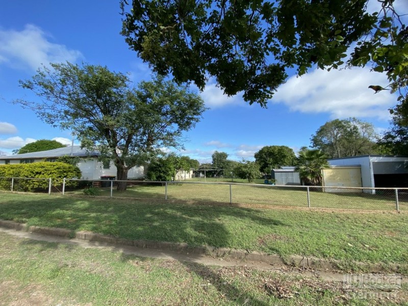 22 Beatty Street, Clermont QLD 4721