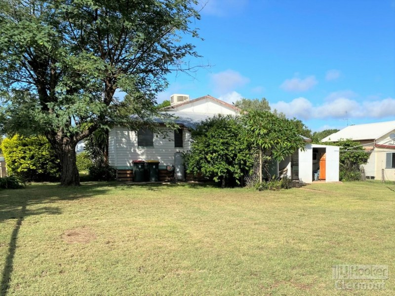 22 Beatty Street, Clermont QLD 4721