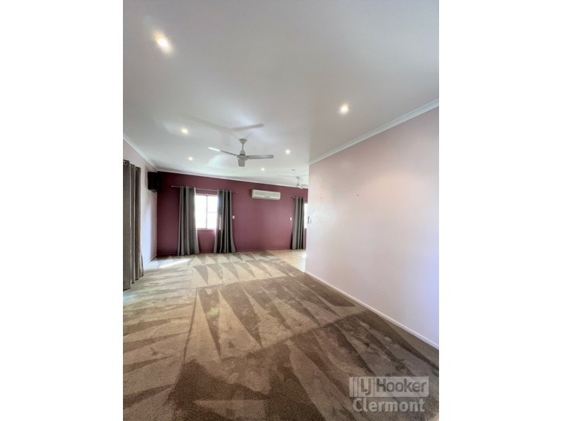 5 Lester Court, Clermont QLD 4721