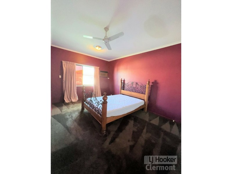 5 Lester Court, Clermont QLD 4721