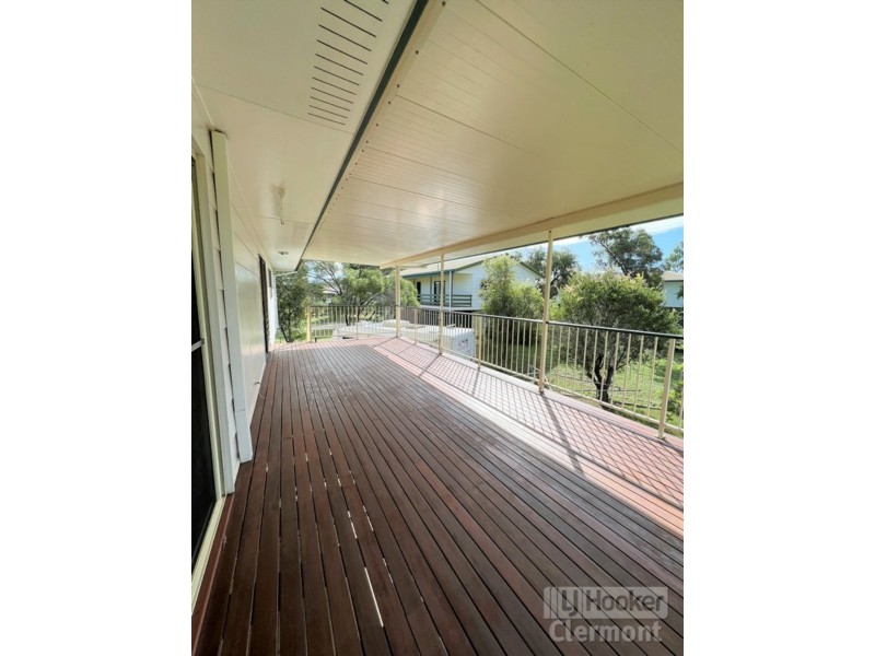 5 Lester Court, Clermont QLD 4721