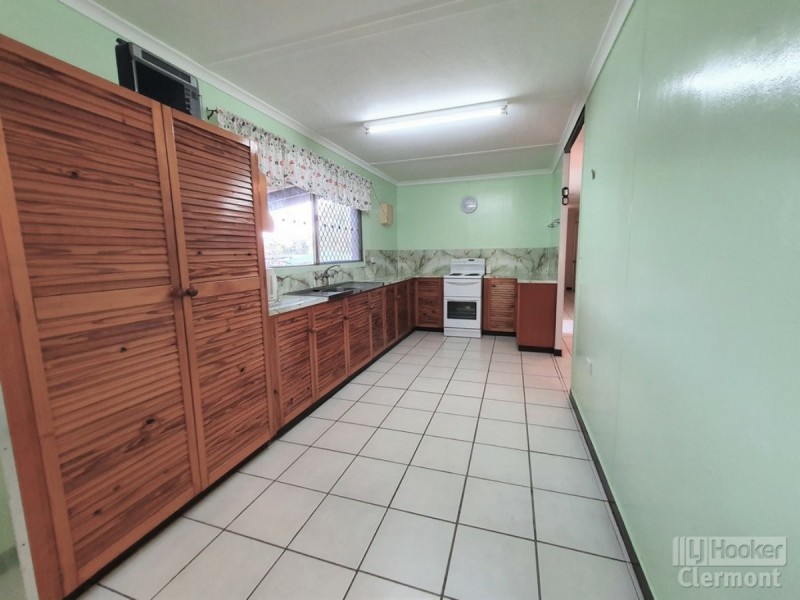 14 Blamey Street, Clermont QLD 4721