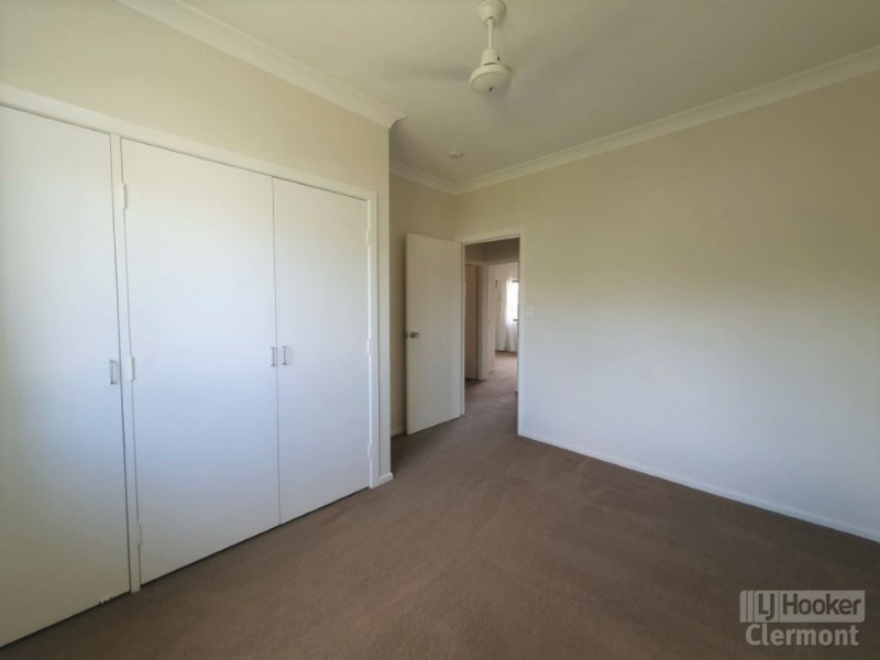 6 Derrett Court, Clermont QLD 4721