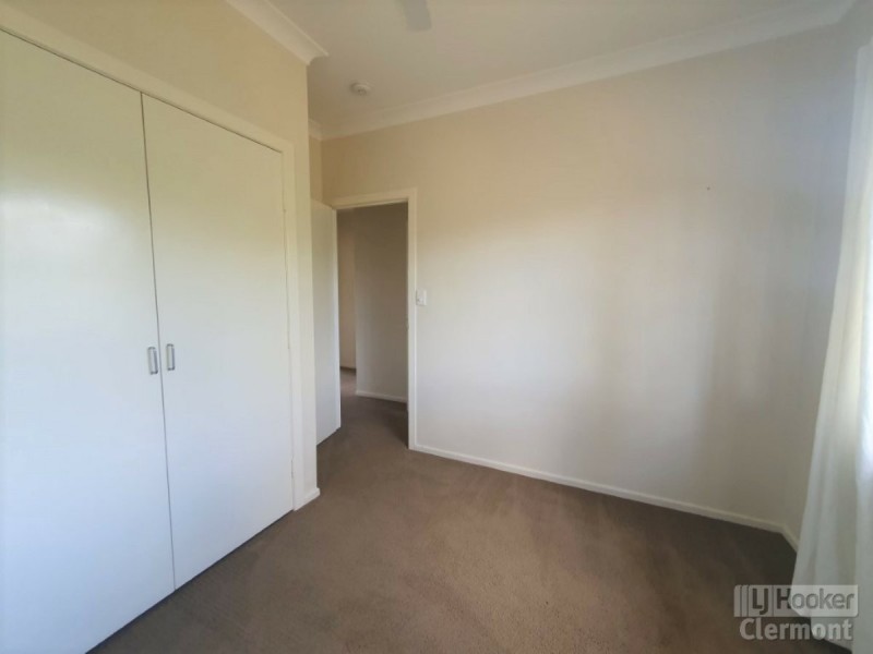 6 Derrett Court, Clermont QLD 4721