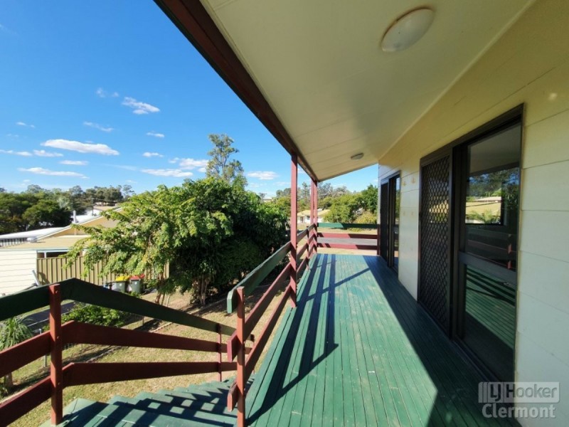 6 Derrett Court, Clermont QLD 4721