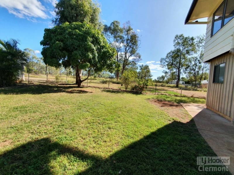 6 Derrett Court, Clermont QLD 4721