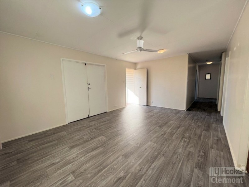 27 Douglass Street, Clermont QLD 4721