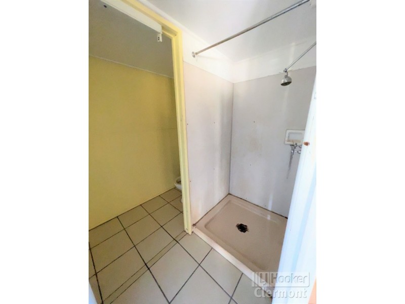 27 Douglass Street, Clermont QLD 4721