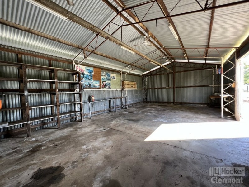 27 Douglass Street, Clermont QLD 4721