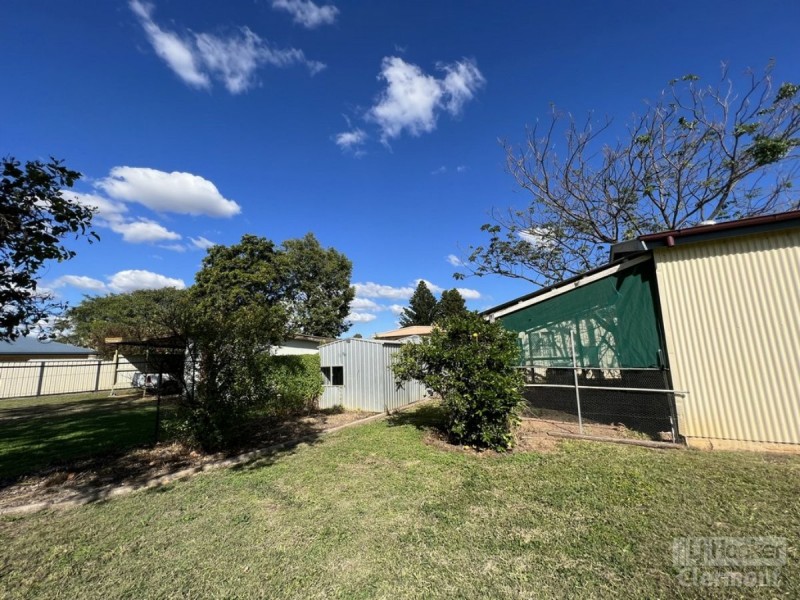 27 Douglass Street, Clermont QLD 4721