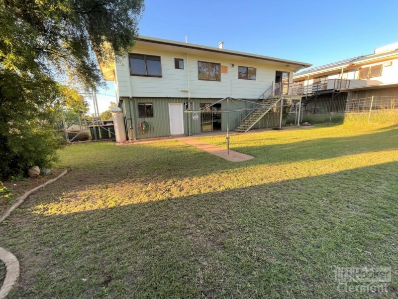 11 Palmer Court, Clermont QLD 4721