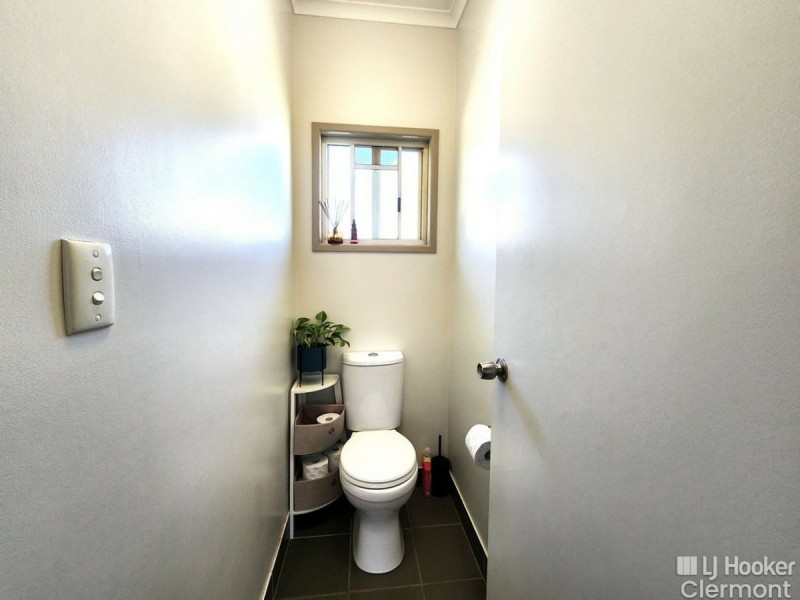 21 Blair Street, Clermont QLD 4721