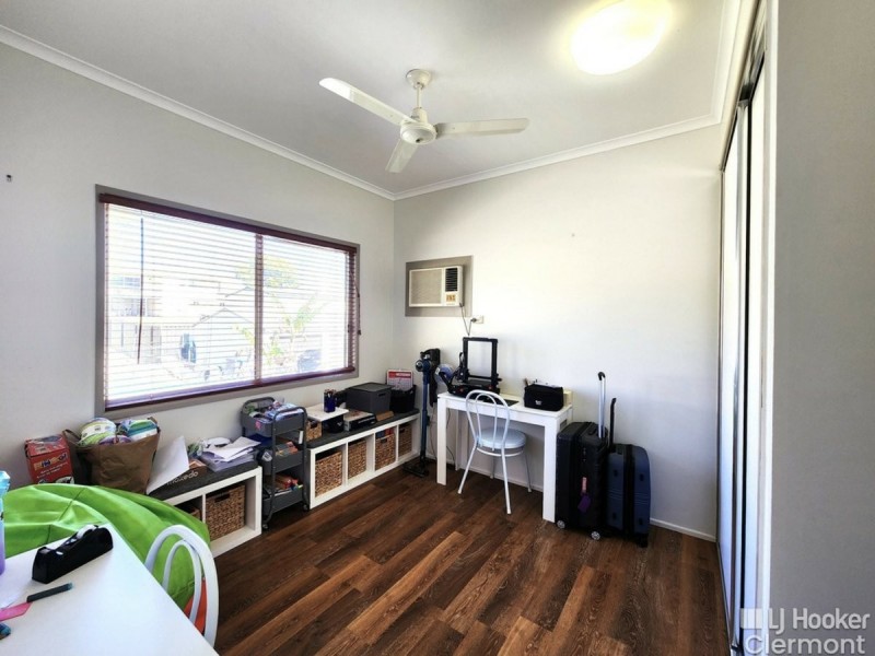 21 Blair Street, Clermont QLD 4721