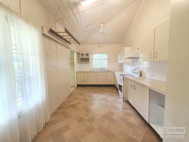 18 Sirius Street, Clermont QLD 4721