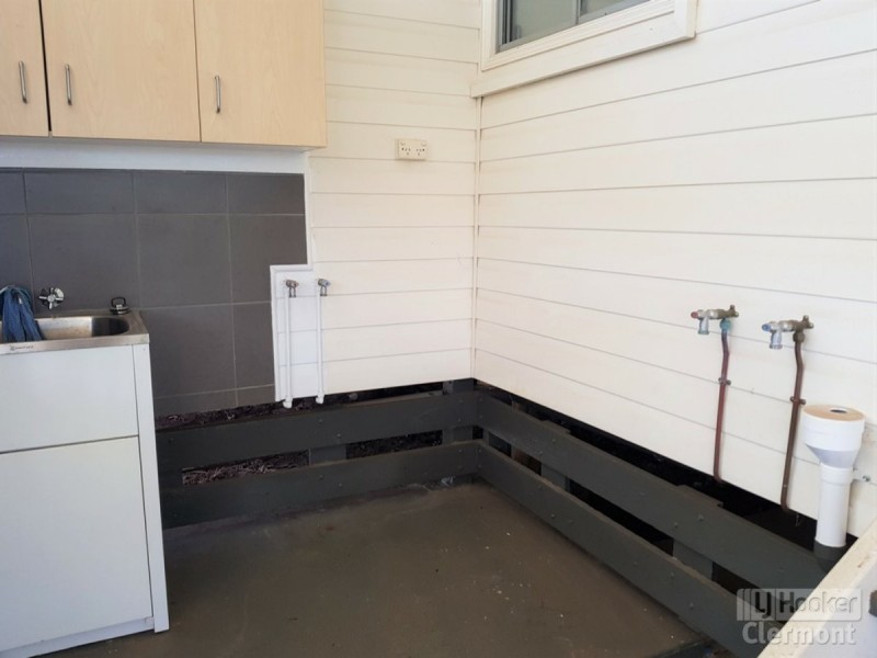 21 Lime Street, Clermont QLD 4721