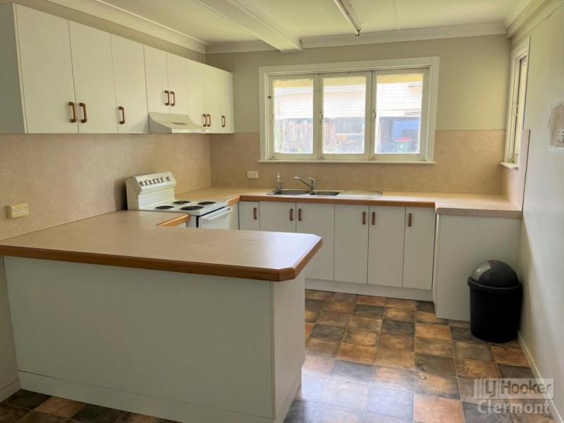 49 Jellicoe Street, Clermont QLD 4721