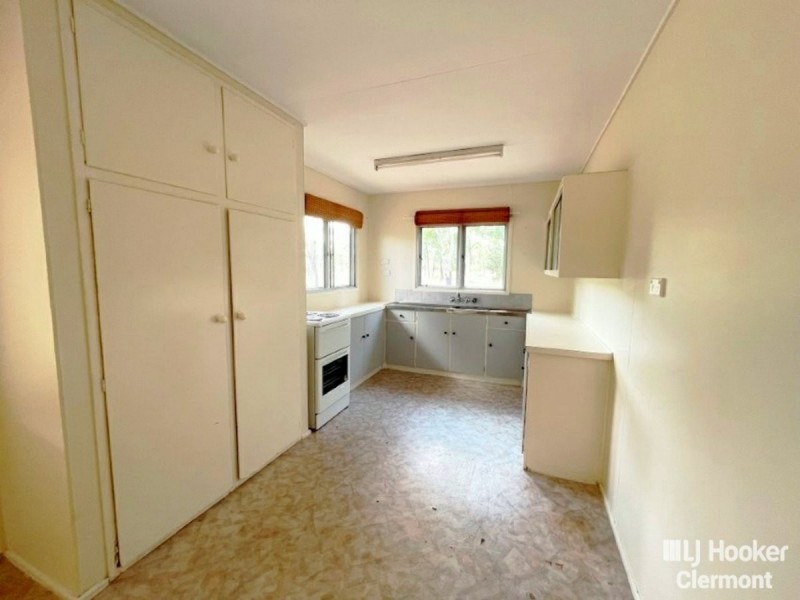 2 Francis Street, Clermont QLD 4721