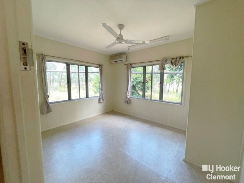 2 Francis Street, Clermont QLD 4721