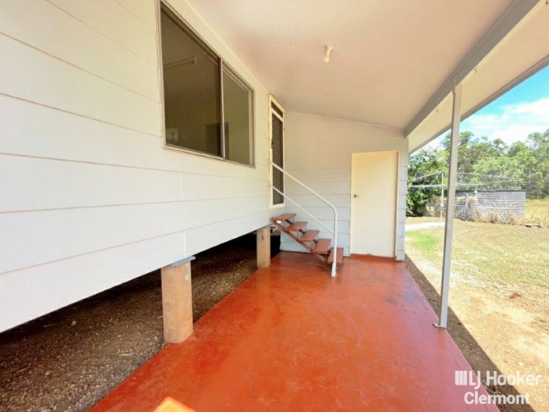 2 Francis Street, Clermont QLD 4721